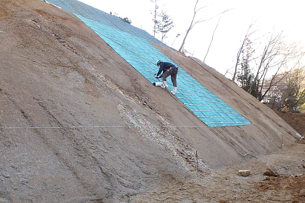 植生シート工・植生マット工